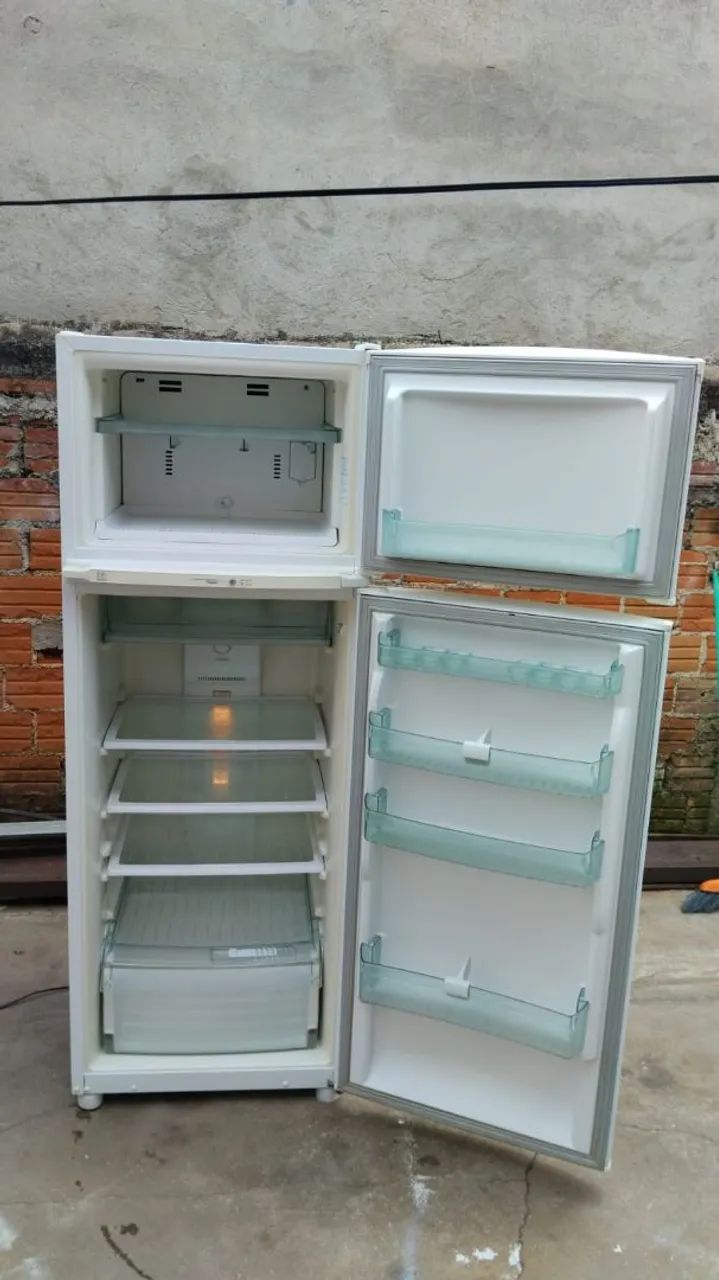 Geladeira Brastemp Frost Free Duplex de 325 Lt (Posso entregar) R$ 760,00 - Foto 4