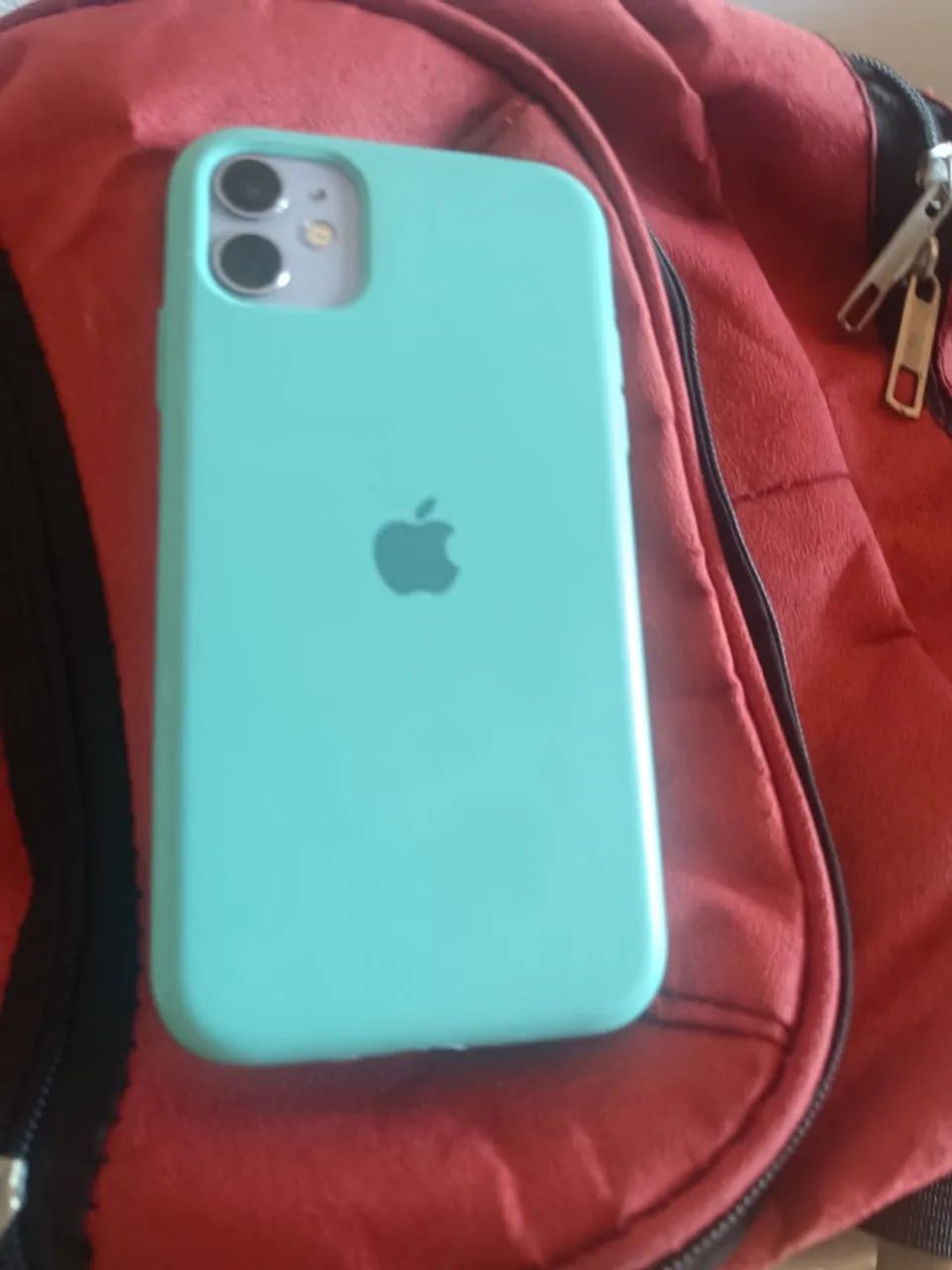 Vendo iPhone 11 64gb bem conservado   - Foto 4