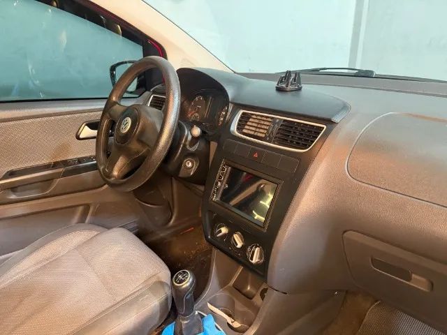 Volkswagen Fox 1.0 MI Total Flex 8V 5P 2012 - Foto 5