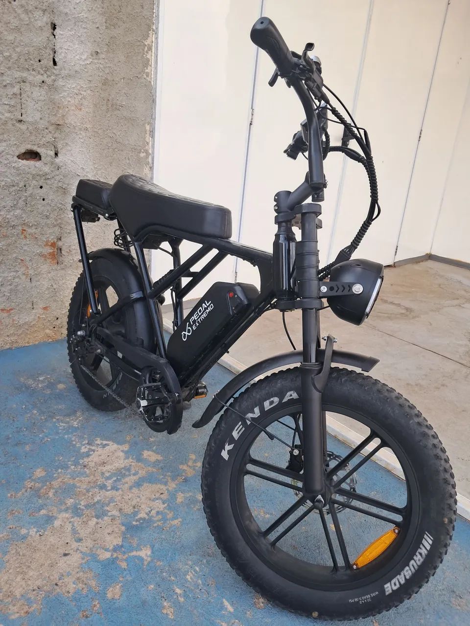 Vendo  bike eletrica H9 semi nova - Foto 4