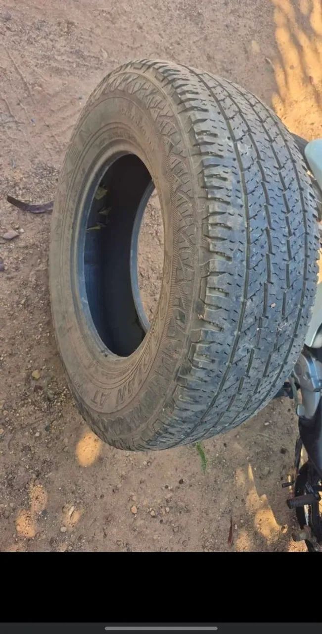 Vendo pneu aro 18 - Foto 4