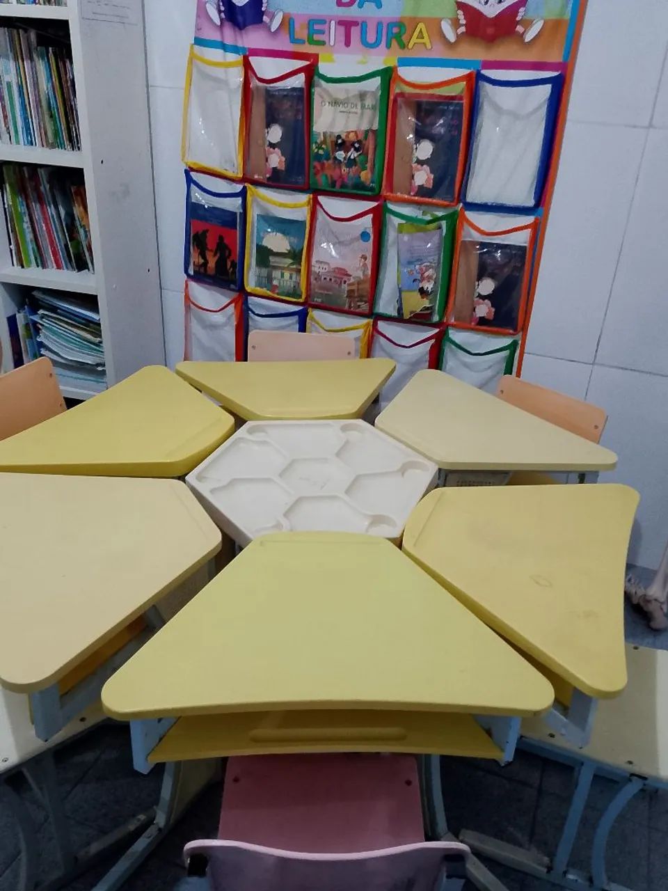 School Desk65570203259393121