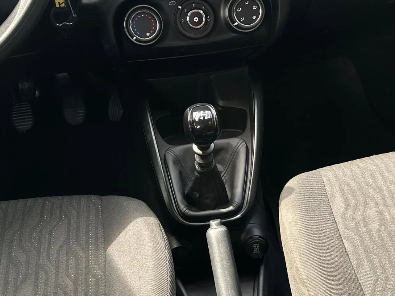 Fiat Cronos 1.3 8V Flex 2022 - Foto 5