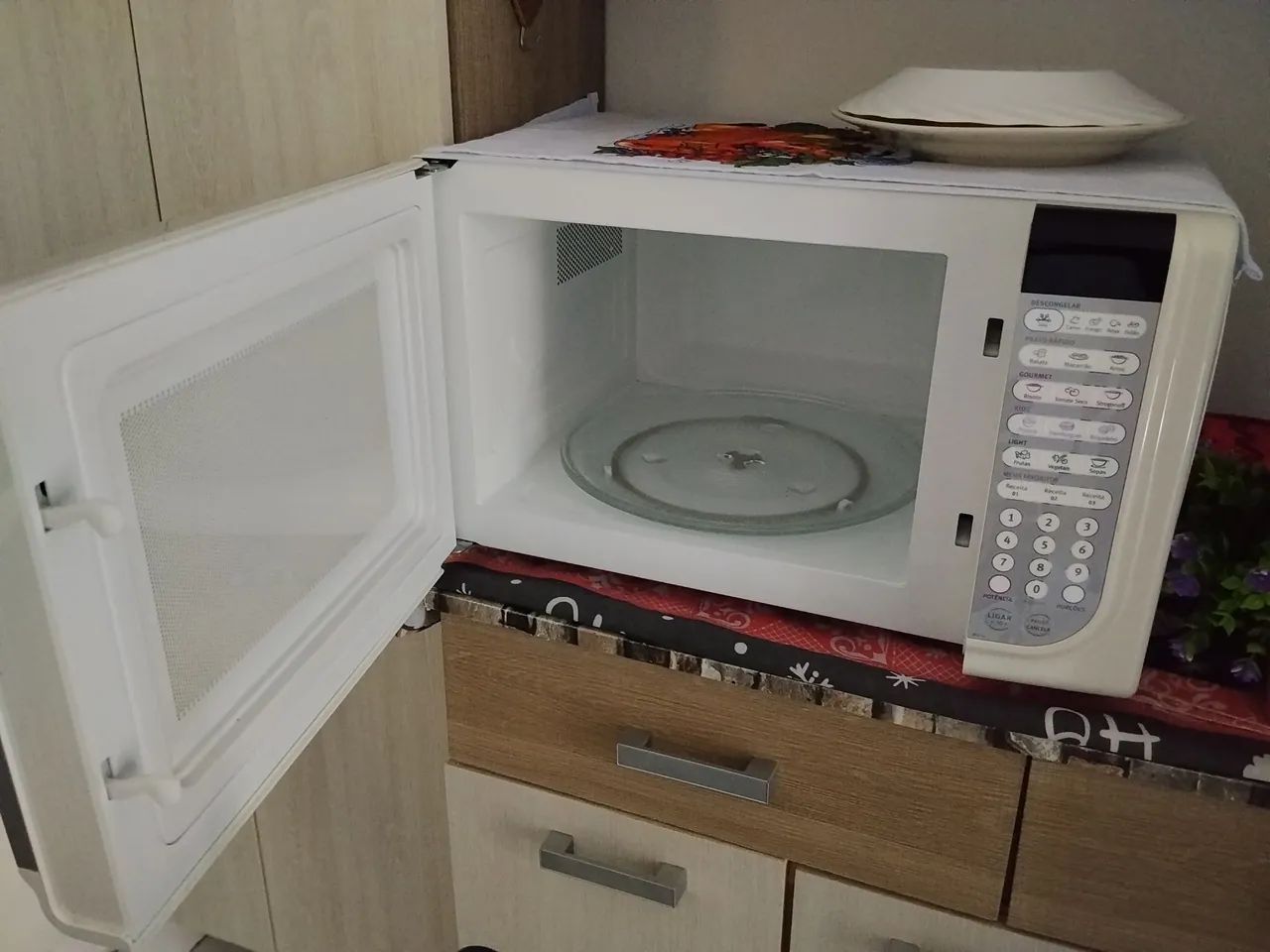 Microondas Eletrolux 31litro  - Foto 2