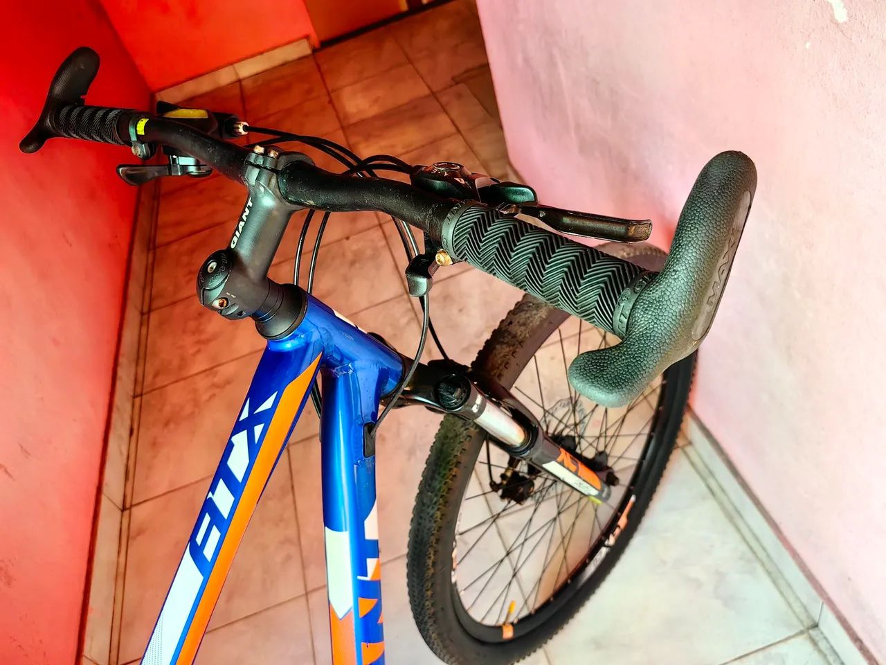 Bicicleta giant alumínio aro 29  - Foto 4