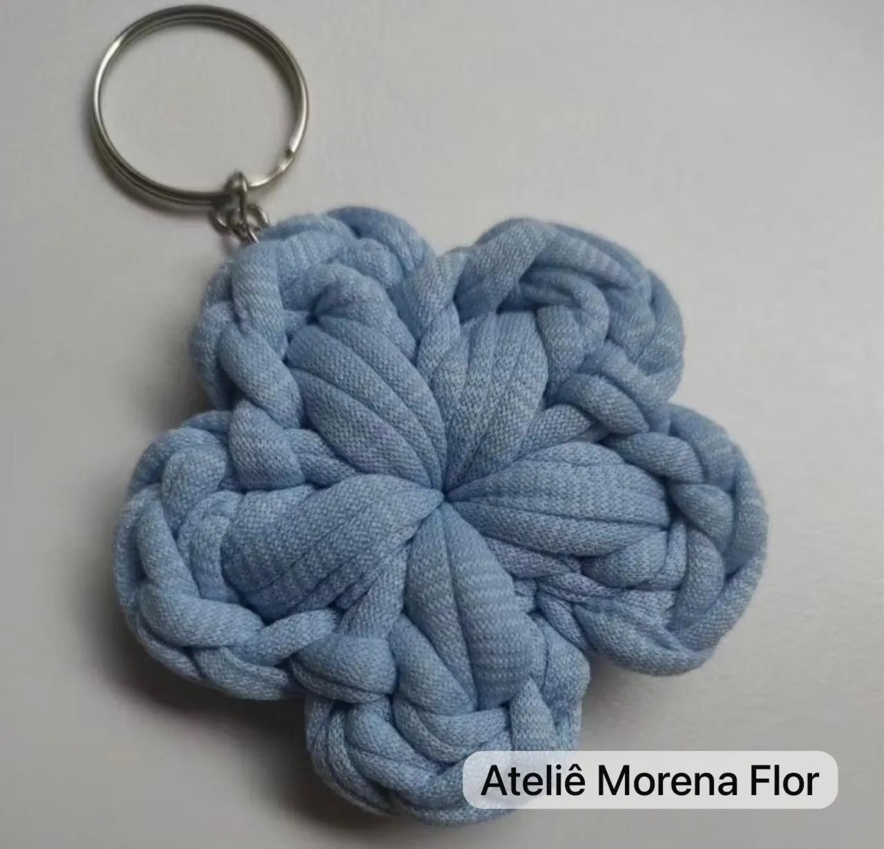 Chaveiro Flor fio de malha