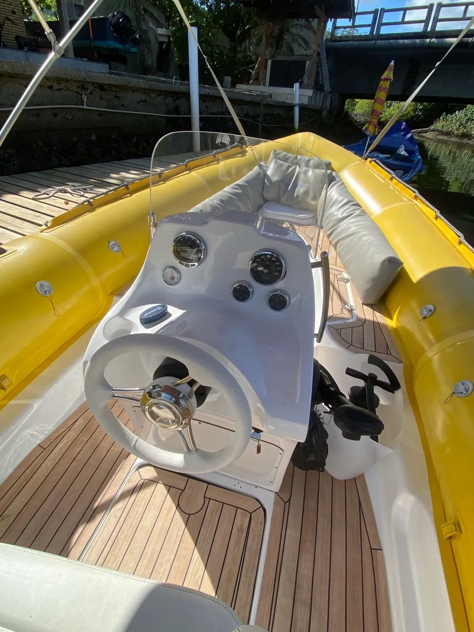 Bote inflável, motor Mercury  - Foto 3