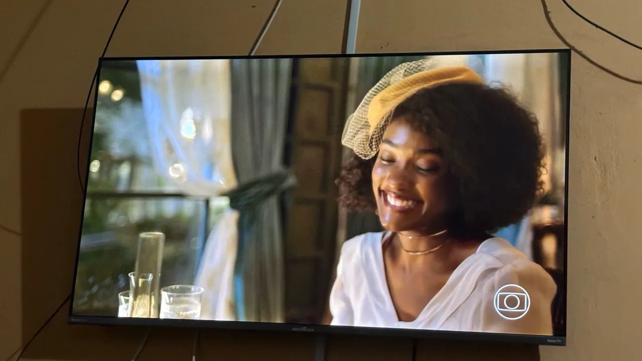 VENDO SMART TV 50 polegadas Britânia  - Foto 2