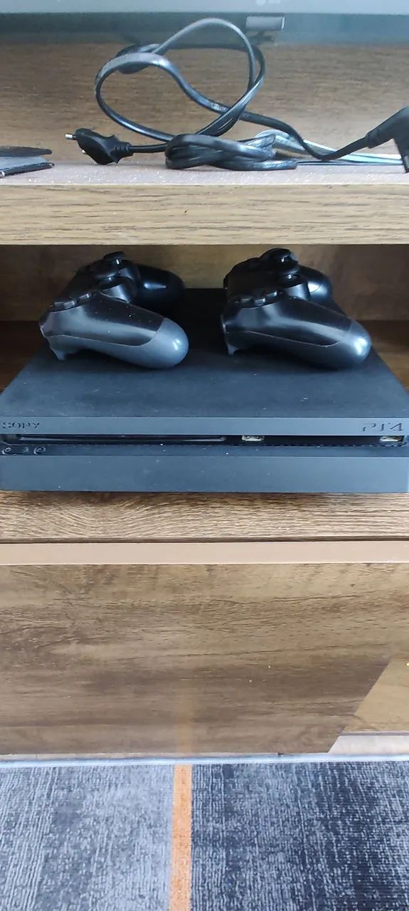 Ps4 slim 1tb
