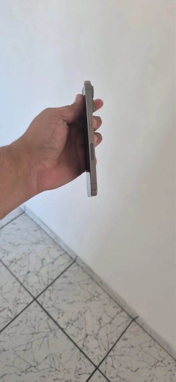 iPhone 15 Pro Max 256GB - Foto 3