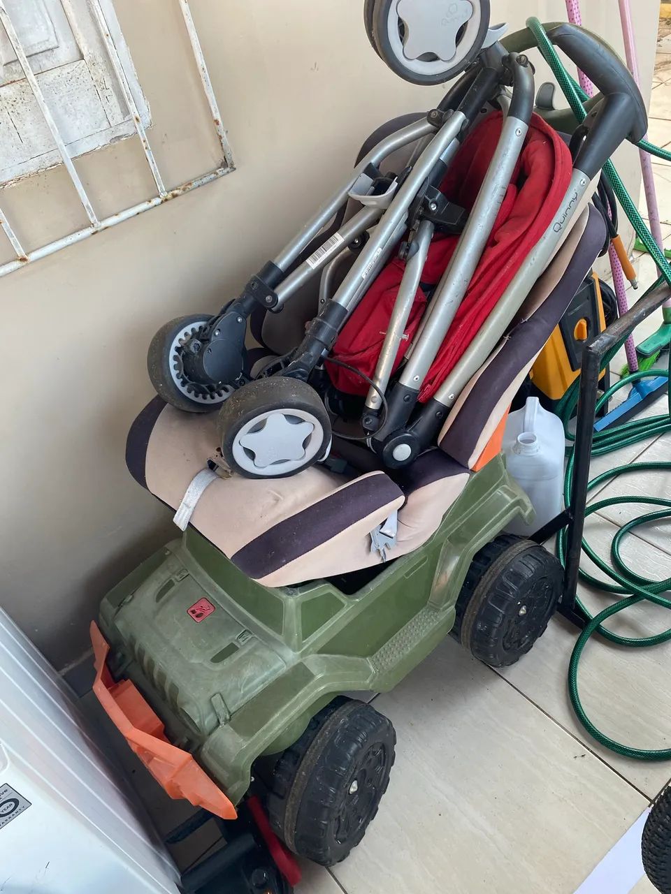 Carrinho de Bebê + Carro de Passear + Cadeirinha 