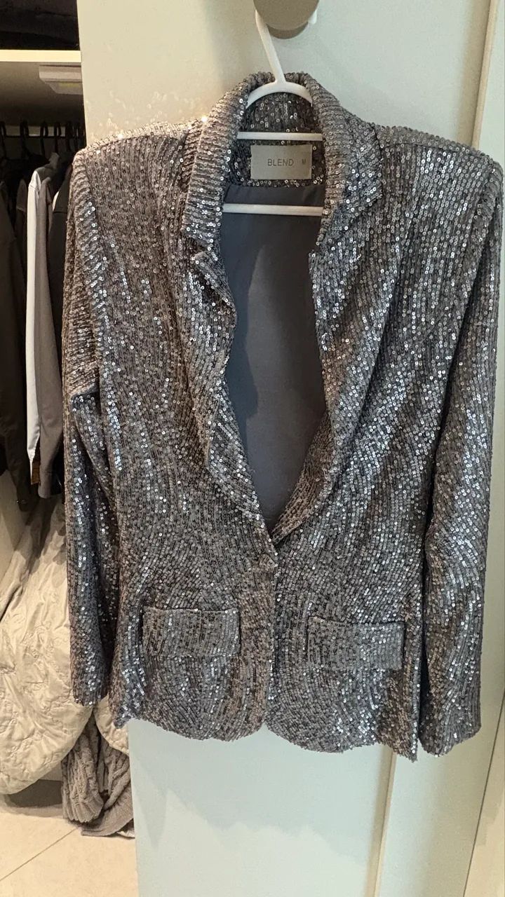Blazer bafônico de paêtes - Foto 3