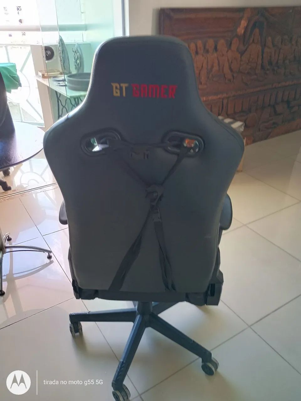 Cadeira GT GAMER, de couro, preta, semi nova - Foto 3
