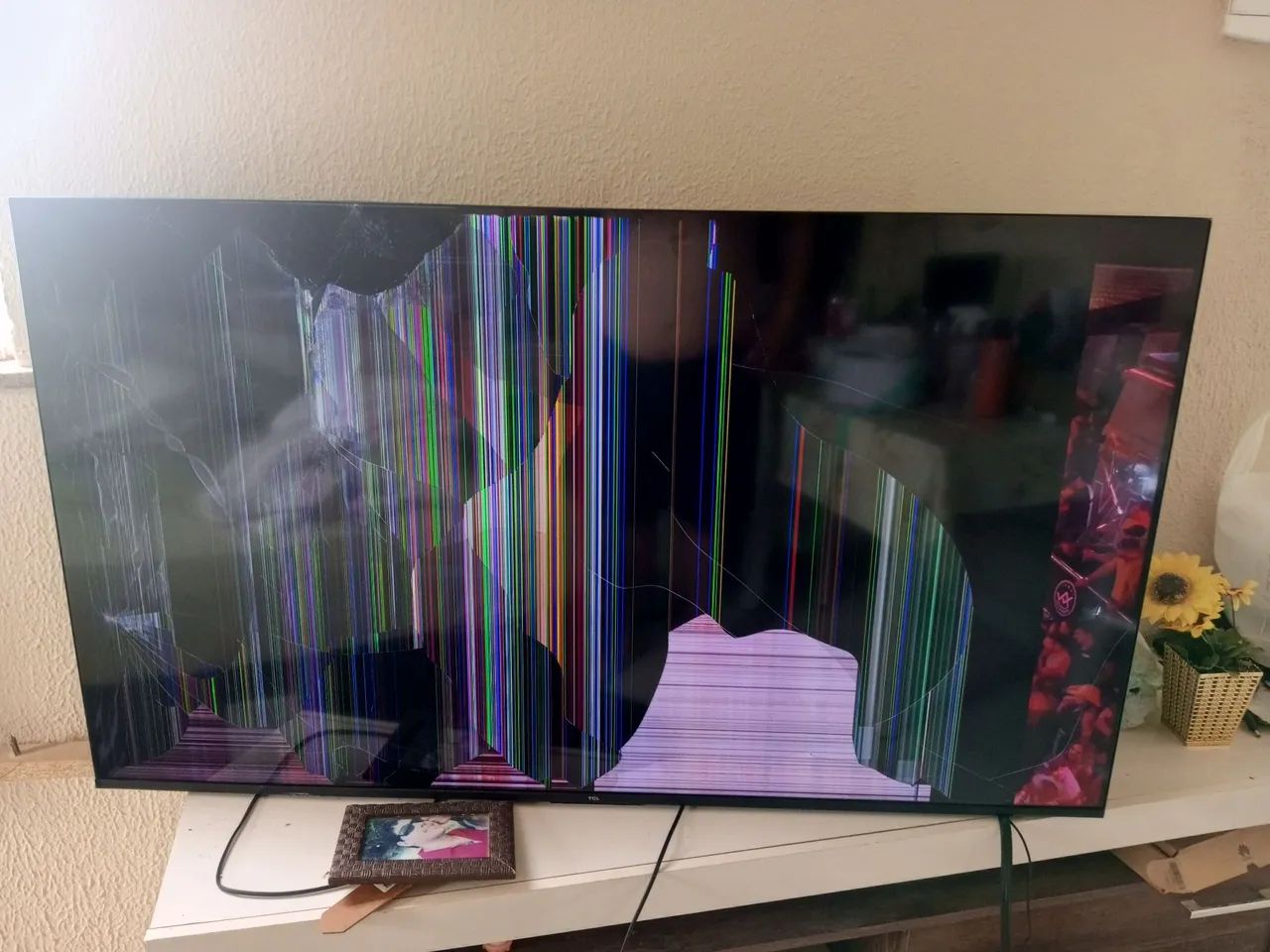 Vendo televisão TCL 55''