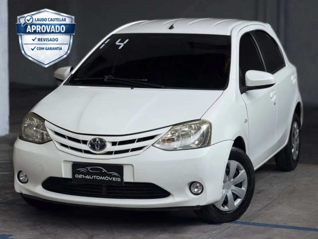 Toyota Etios 1.3 16V FLEX 2014