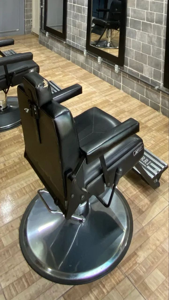 Barber Chair