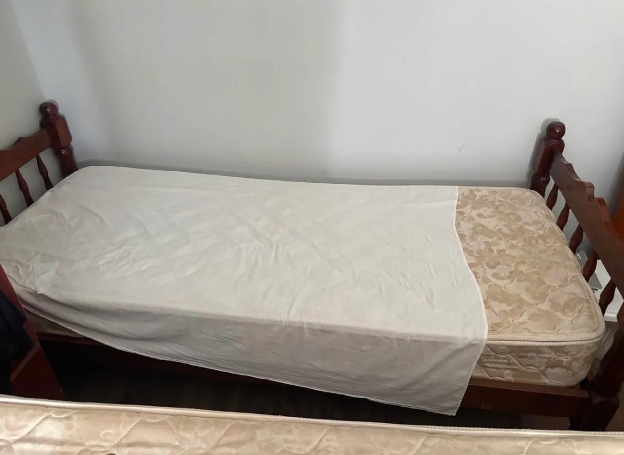 Cama e colchão de solteiro - Foto 2