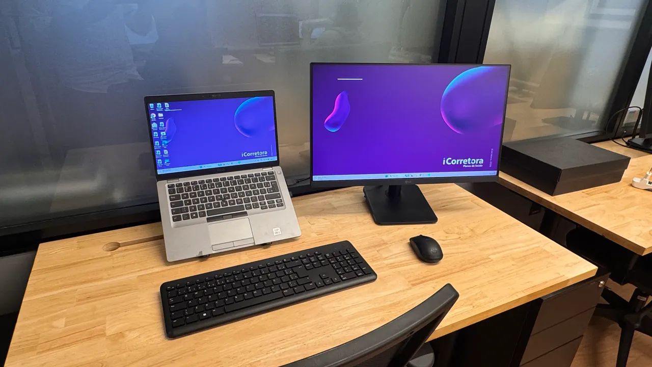 MONITOR LG 24 POLEGADAS - MUITO NOVO