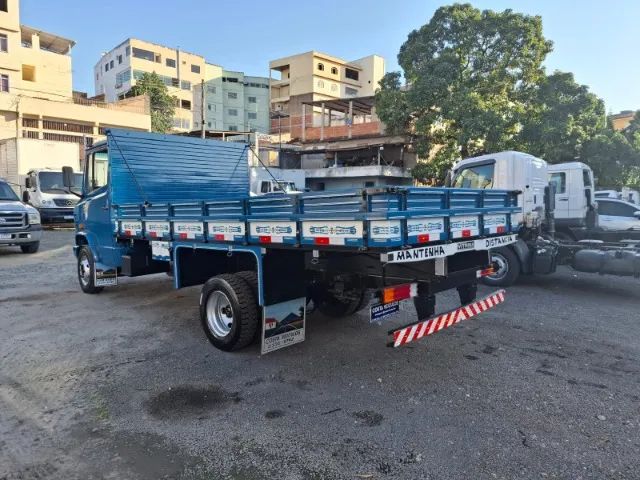 Mercedes Benz 710 PLUS 2009 - Foto 4