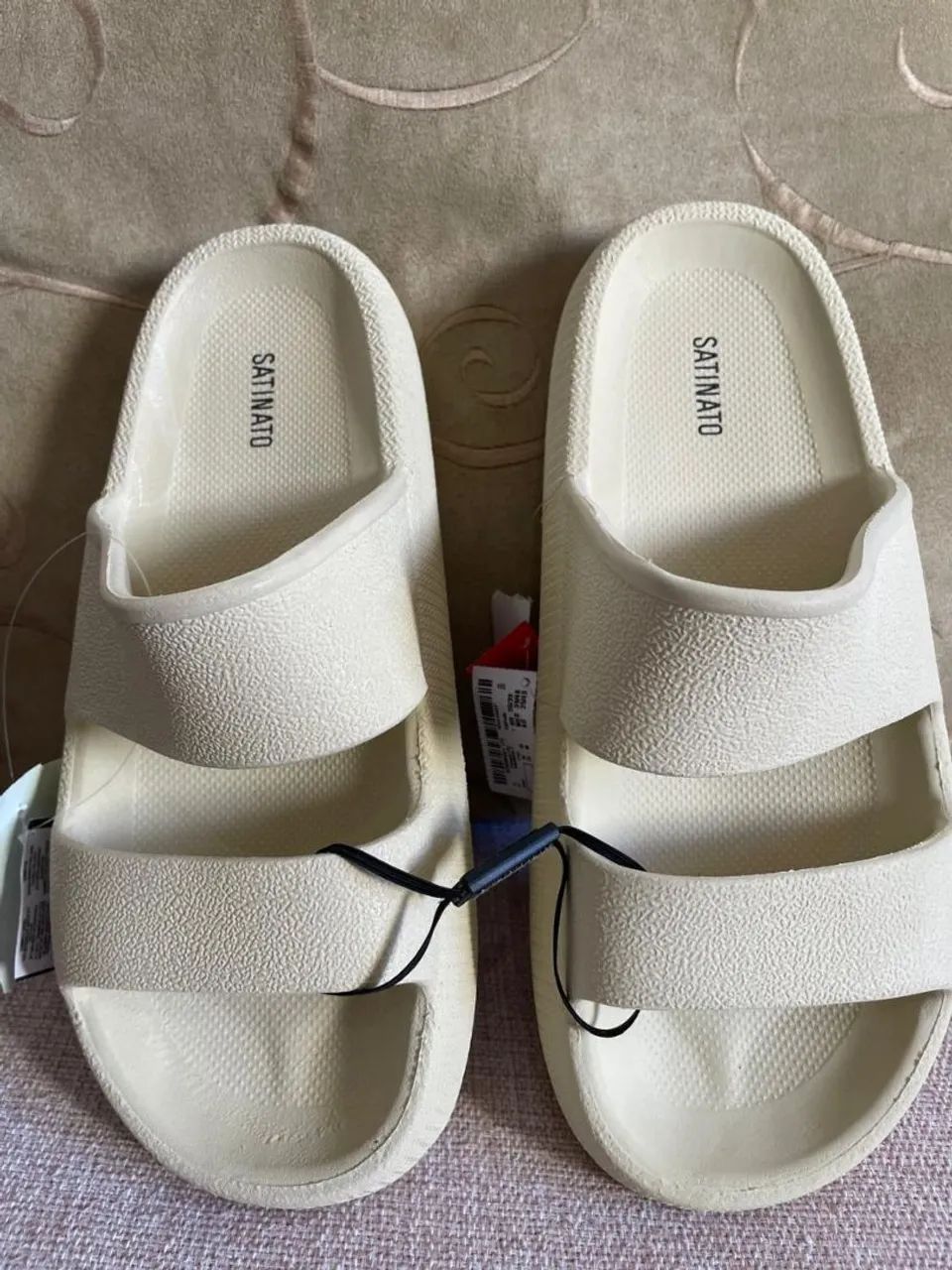 Chinelo Slide Nuvem em PU Offwhite! BAIXOU  - Foto 5