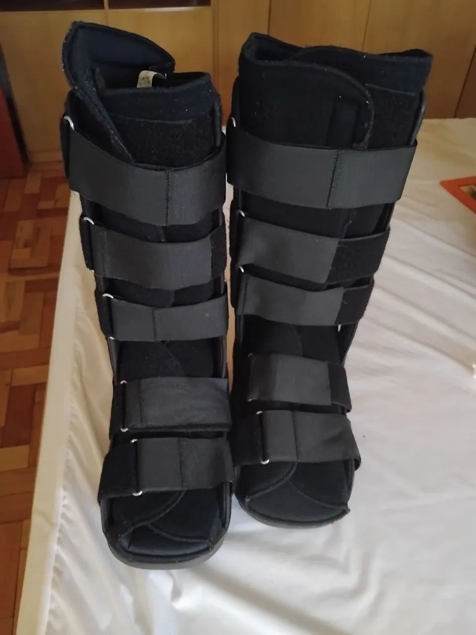 Bota ortopédicas novas