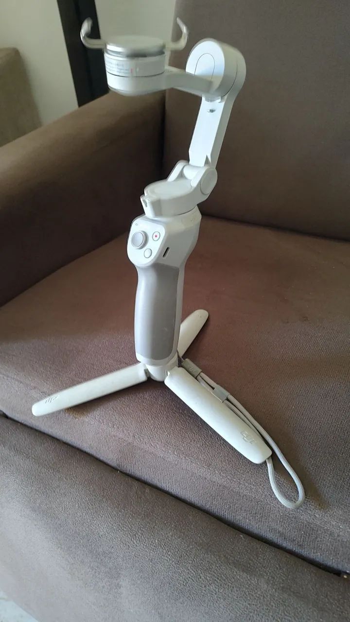 DJI OM 4