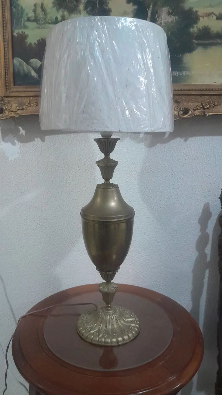 Abajur de bronze 