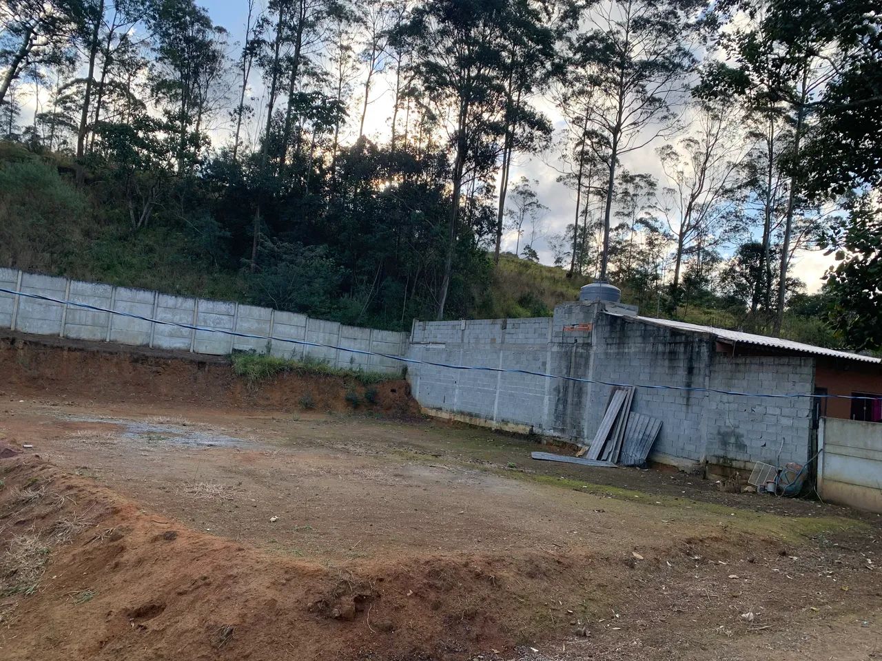 Terreno em Embu das Artes 