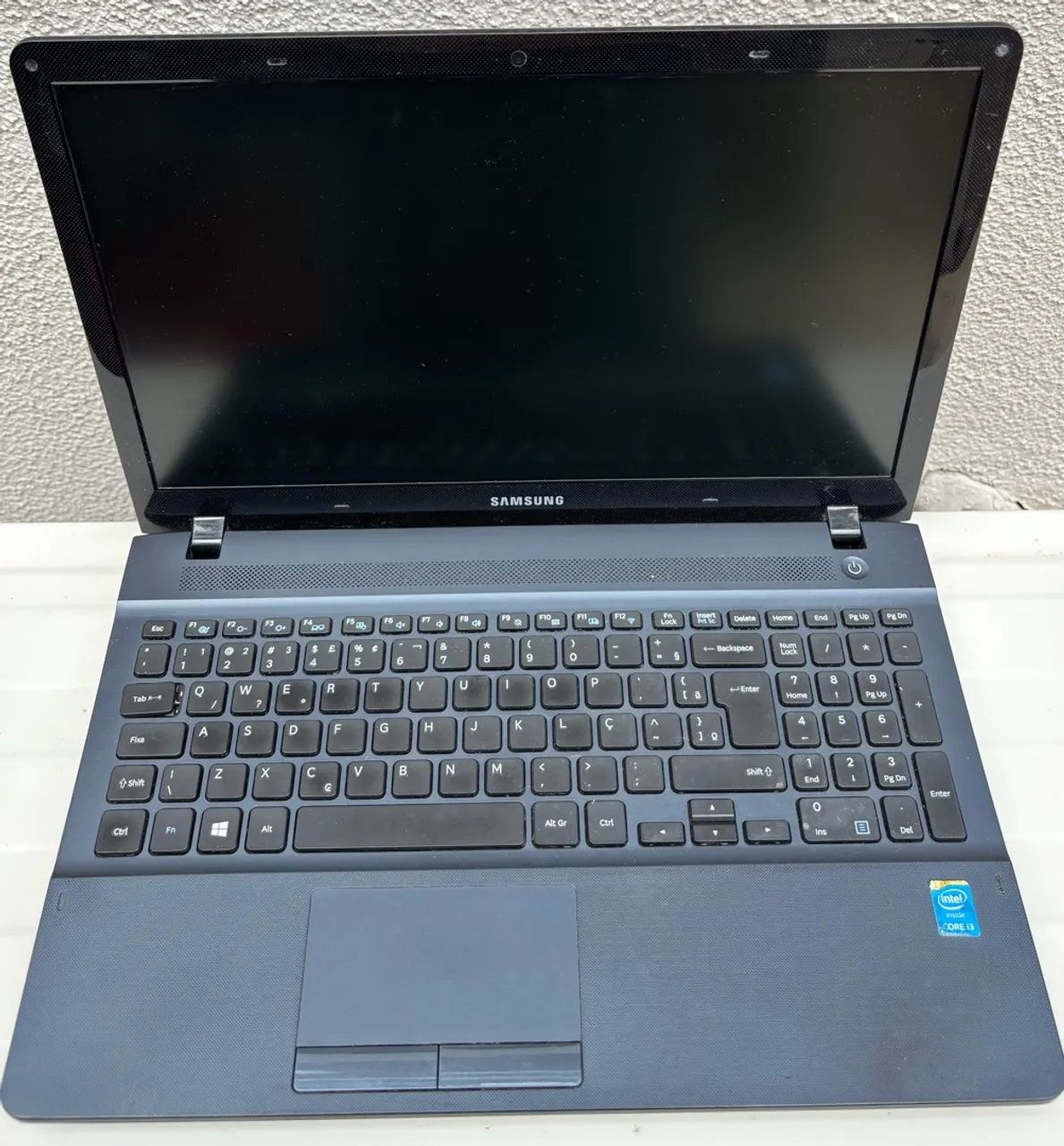 Notebook SAMSUNG NP270E5K - i3/4GB/SSD