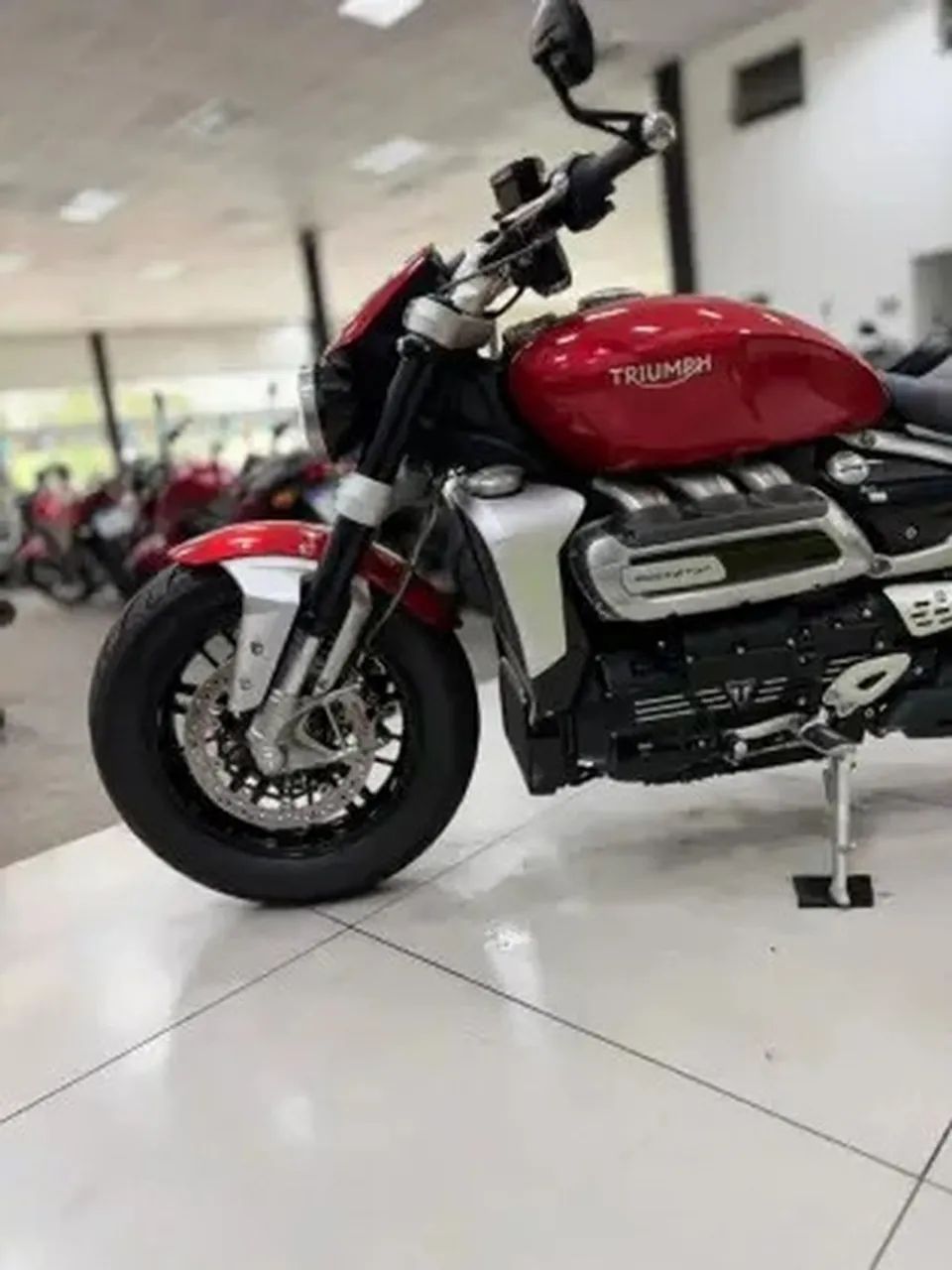 TRIUMPH ROCKET III R - Foto 3