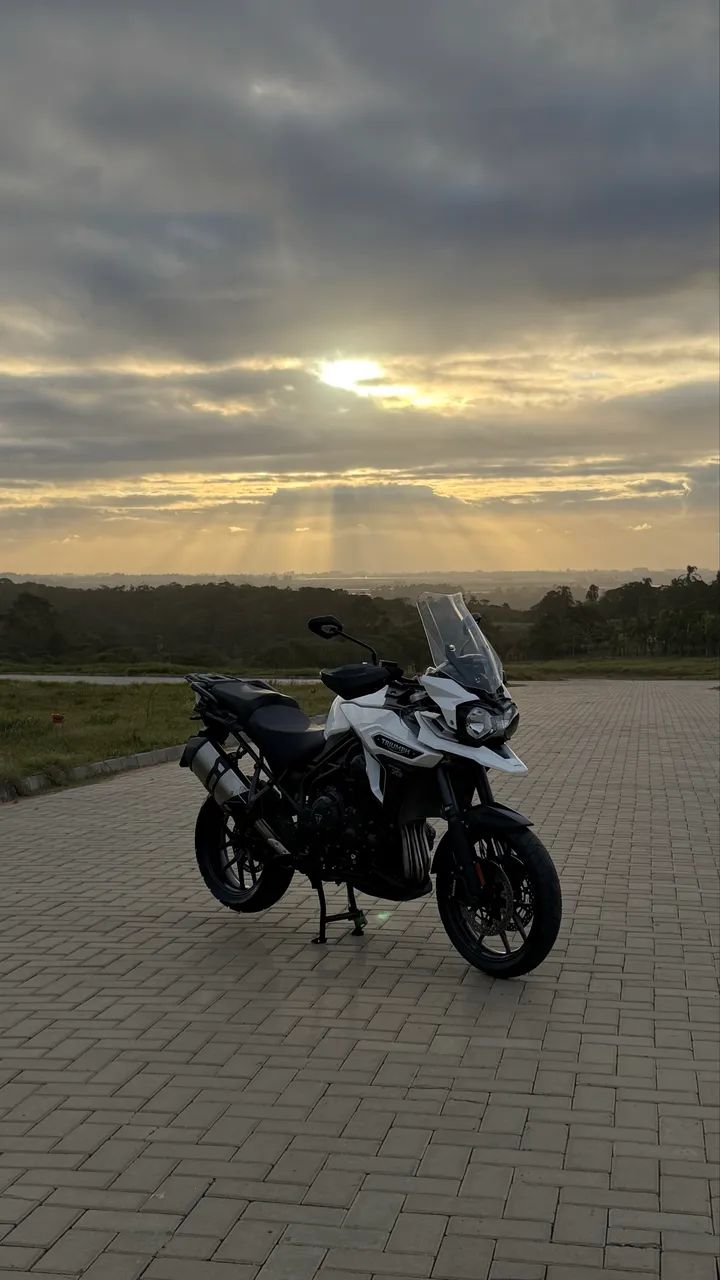 TRIUMPH TIGER 1200 XR - Foto 3