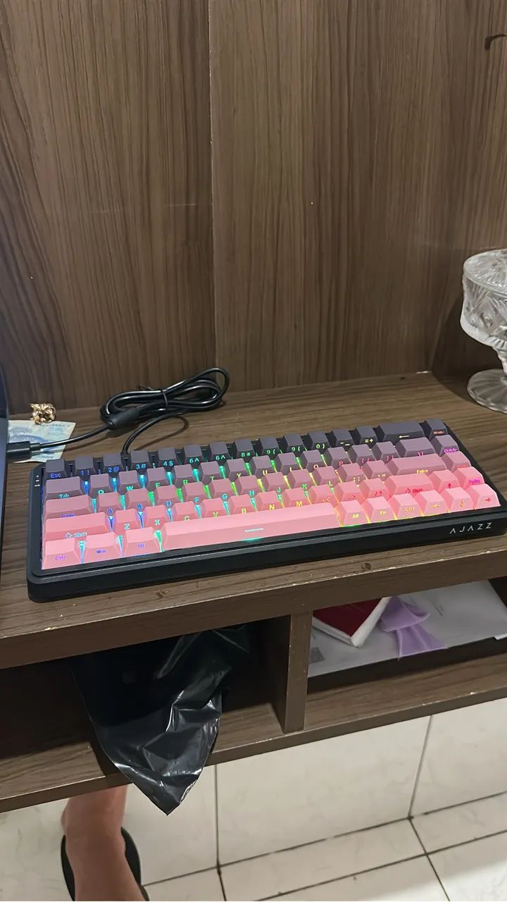 Teclado magnético AJAZZ AK680 MAX
