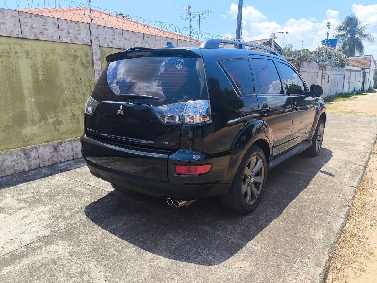Mitsubishi Outlander 3.0/ GT 3.0 V6 Aut. 2011 - Foto 3