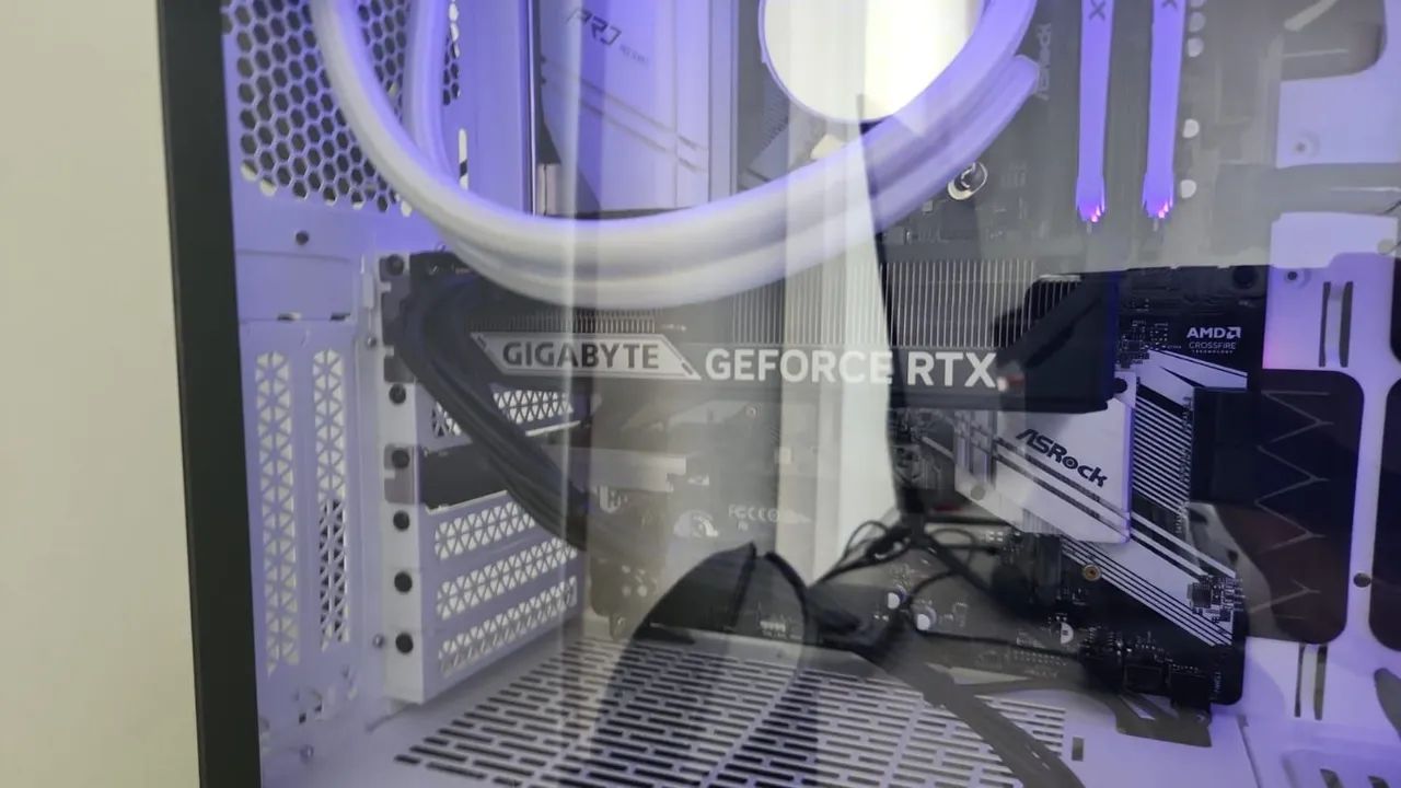  Placa  Nvidea Geforce RTX 5060. - Foto 2