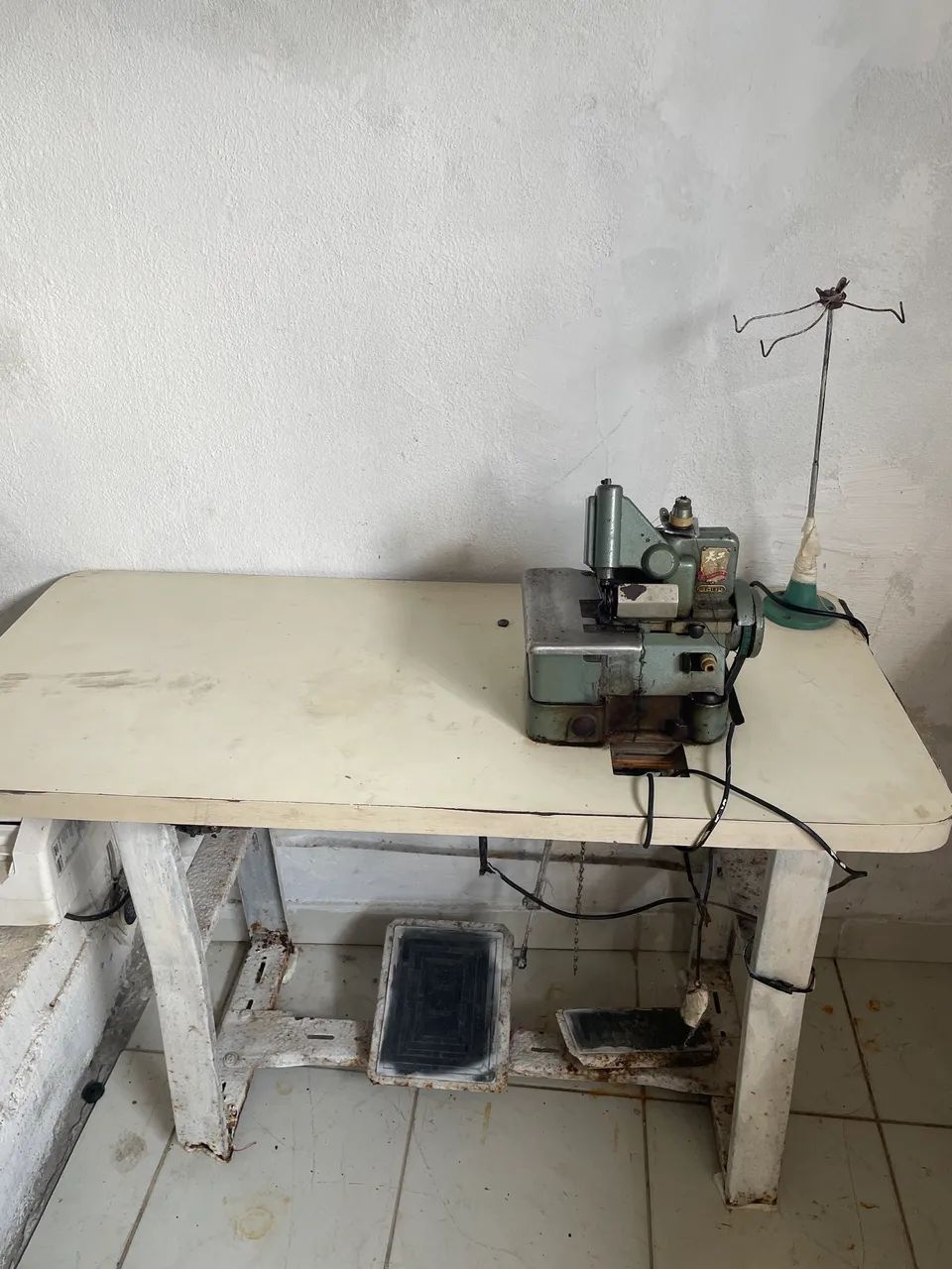 Máquina overloque  - Foto 2