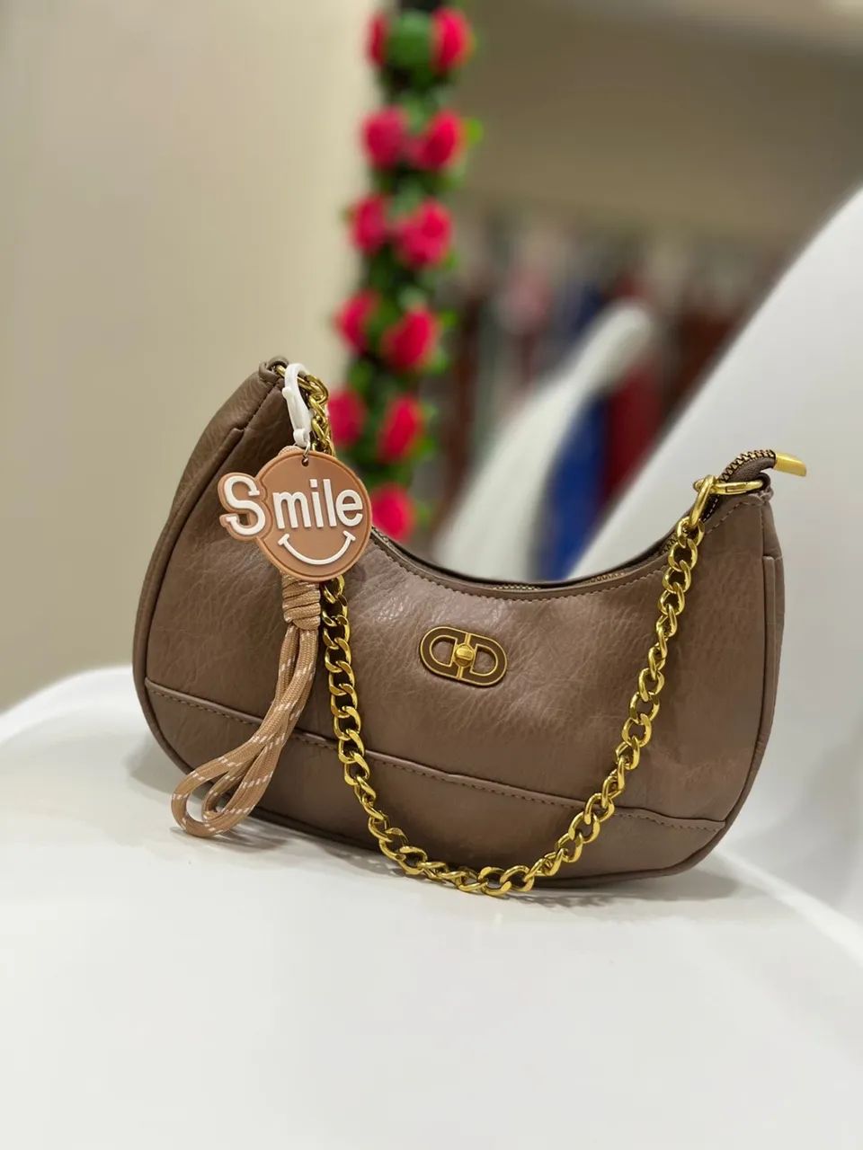 Bolsa feminina meia lua nova  - Foto 5
