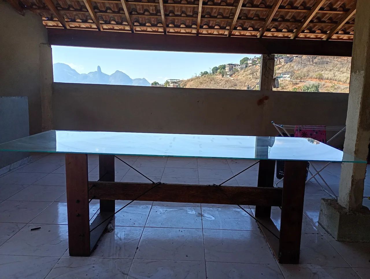Mesa de vidro temperado,madeira tombada