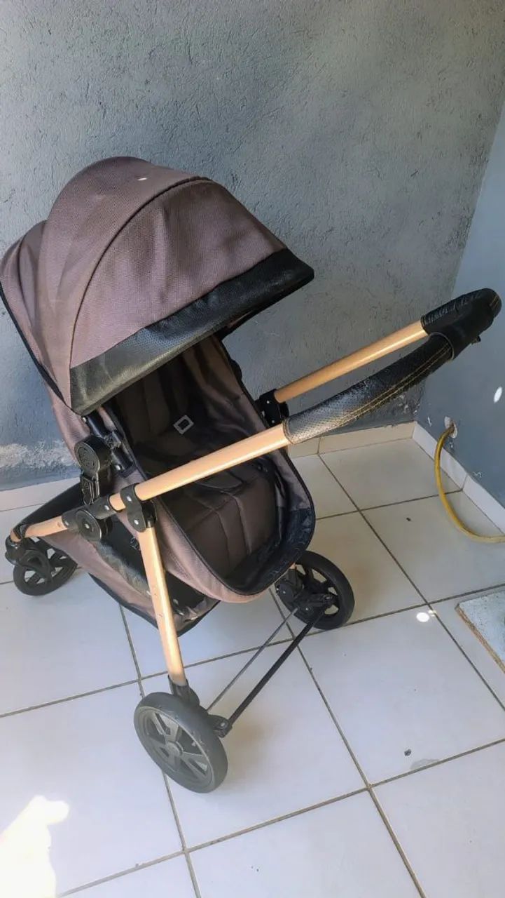 Carrinho de bebê com bebê conforto  - Foto 5