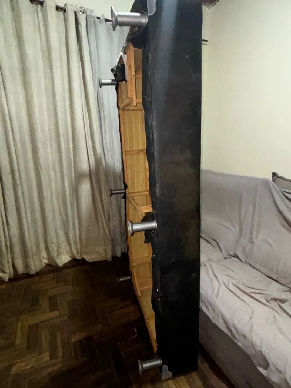 cama de solteiro (com box e colchão) - Foto 4