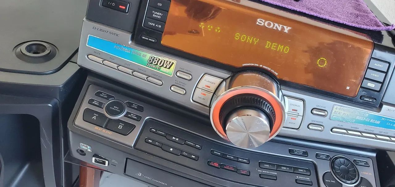 Sony ZUX9 vendo ou troco por algo do meu interesse quem conhece já