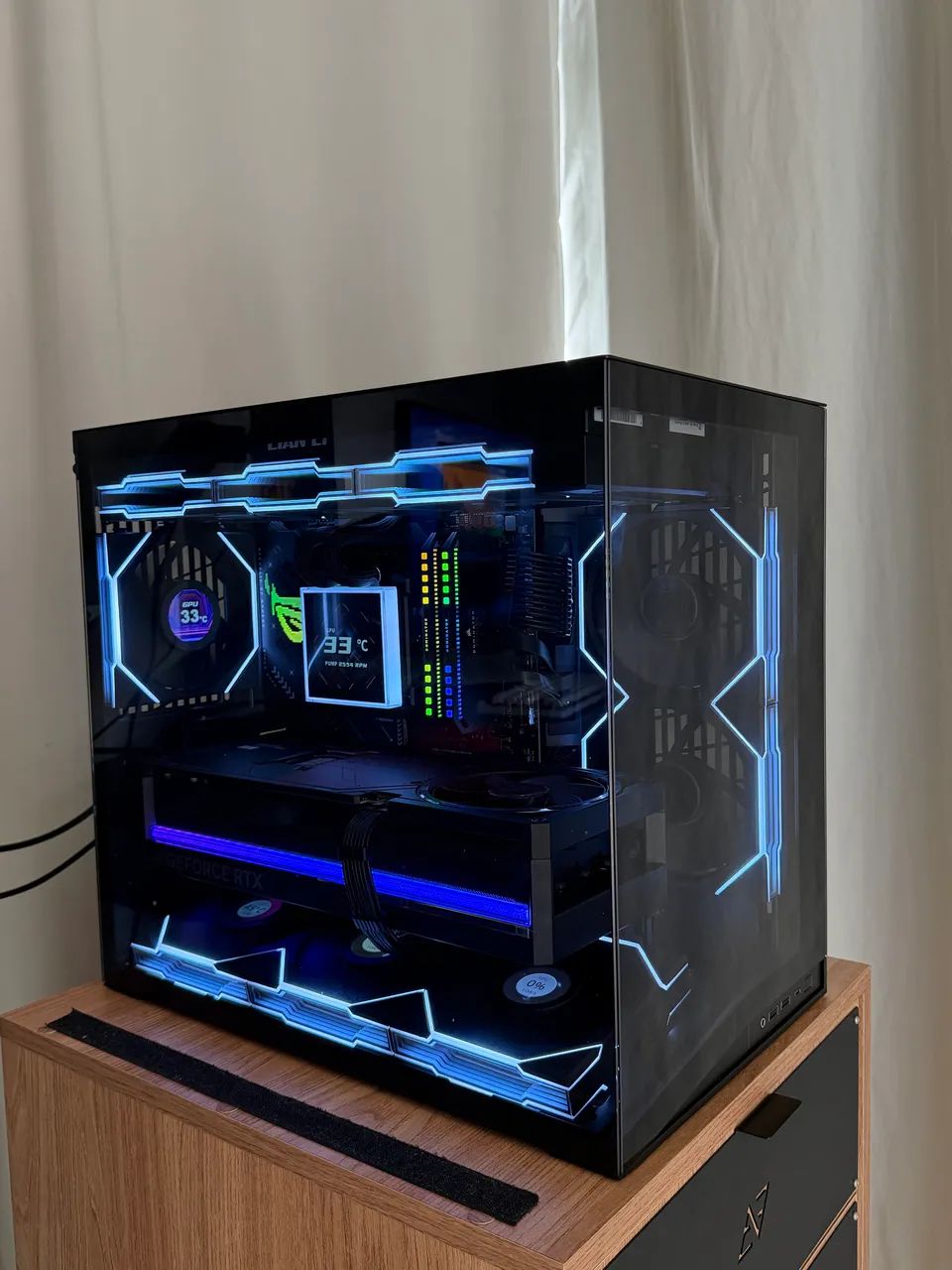 PC Gamer High-End Ryzen 9 9950X3D2 + 5080 ROG Astral - Foto 4