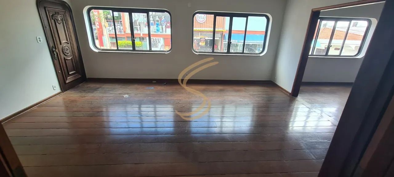 Casa comercial de Esquina à Venda no Centro com 4 Quartos e 800 m² Construídos - Foto 4