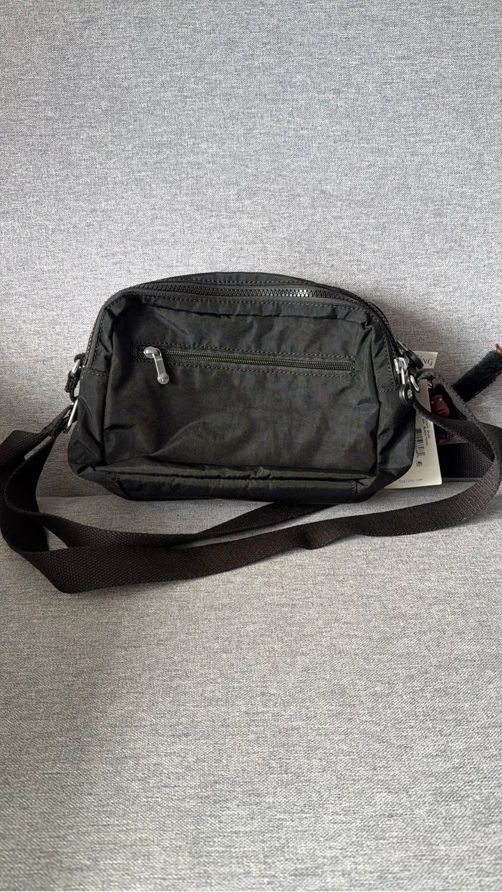 Bolsa Kipling preta NOVA - Foto 3