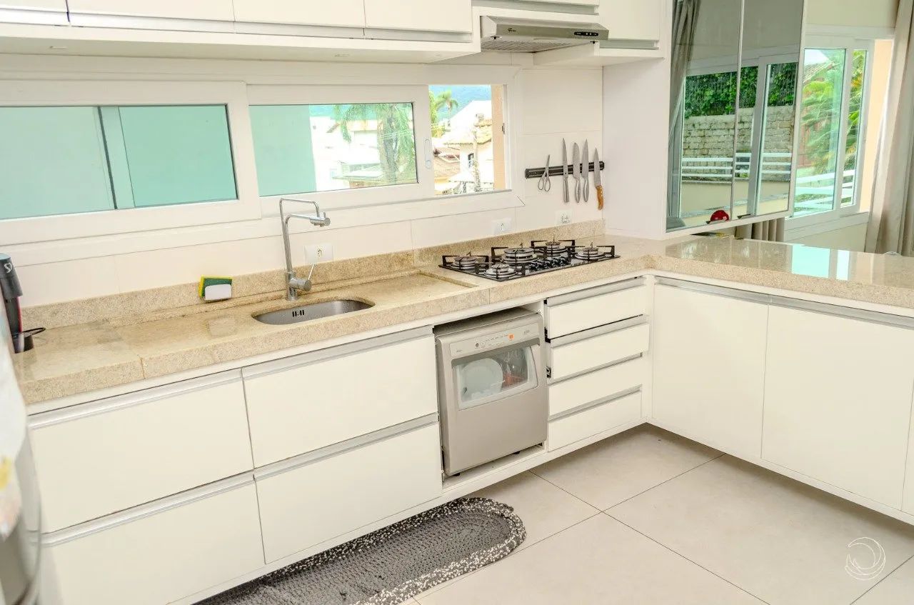 Casa Residencial de 254m² com 6 quartos na Trindade - Foto 5