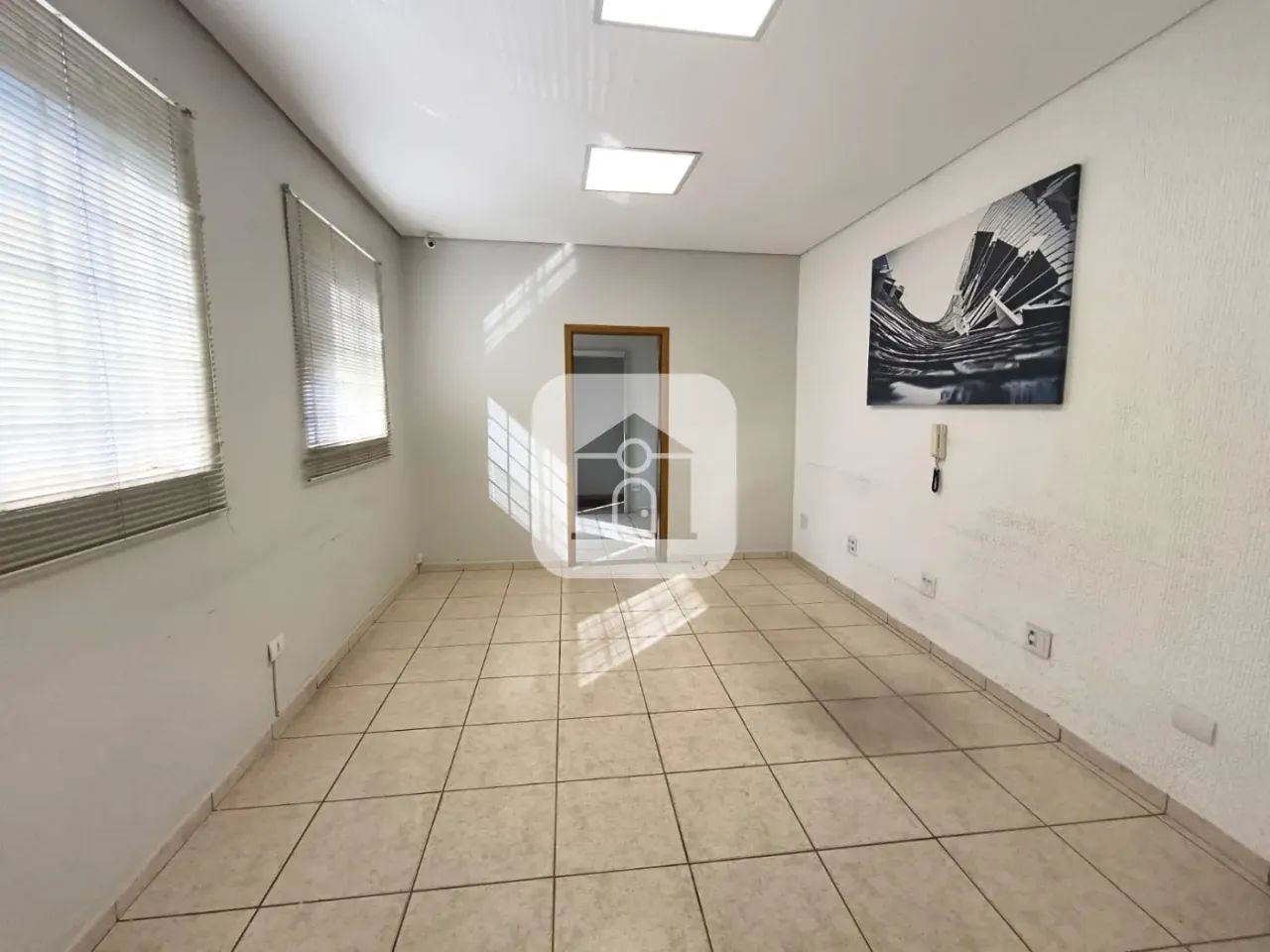 Casa comercial com 144m² para locação no bairro Centro - Foto 2