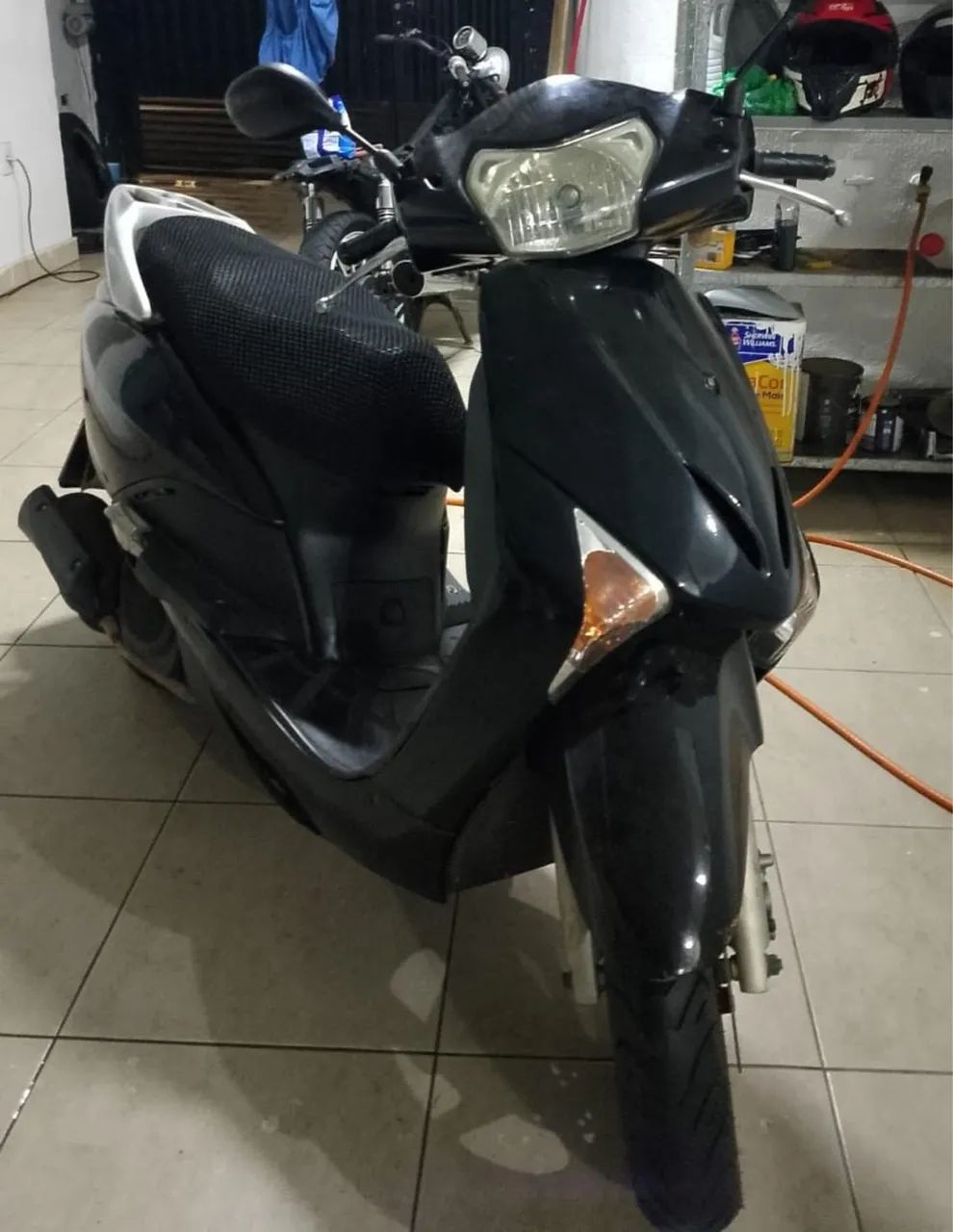 Vendo Honda Lead 2011 automática  - Foto 2