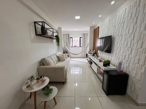 Apartamento Térreo com 2 Quartos + Área Externa, no Bairro do Bessa