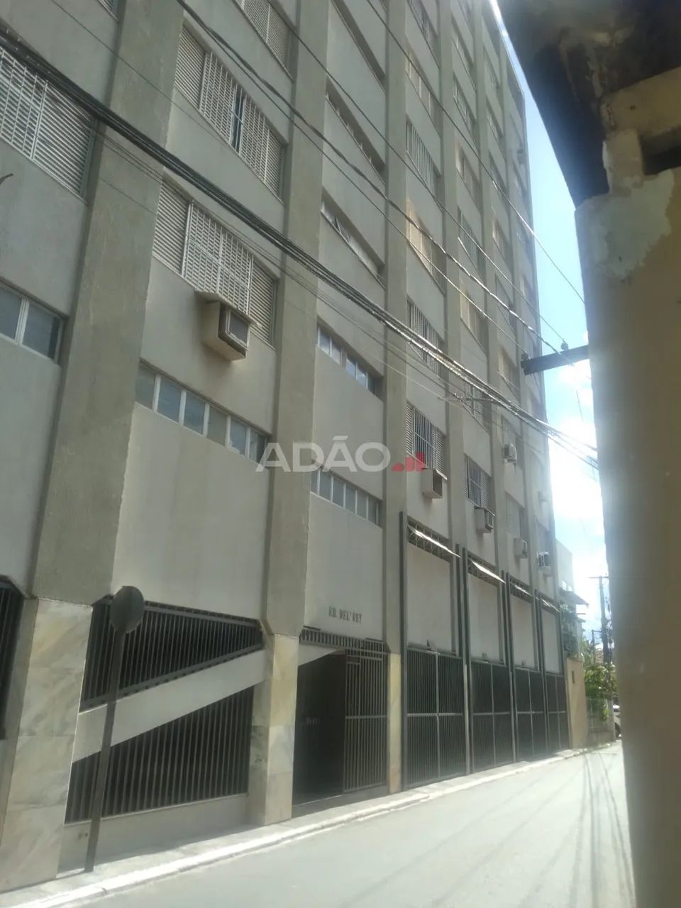 Apartamento amplo com 360 mts, setor central de Goiânia.