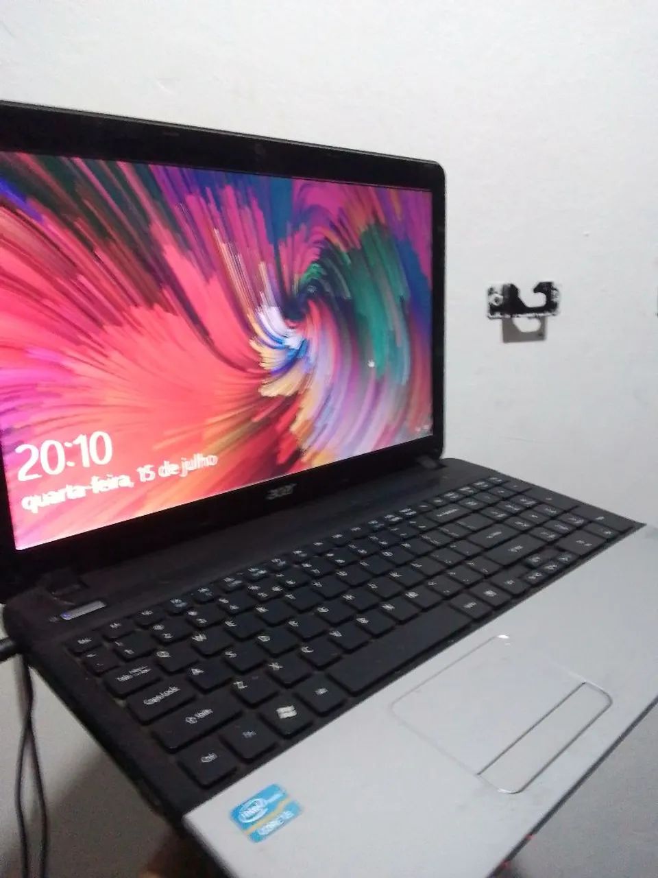 Notebook ACER. 15 polegadas. Core I3. 4 GB de memória. Bateria boa. Funcionando  - Foto 4