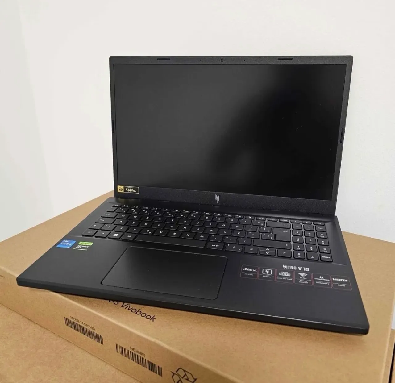 MacBook Pro 15 2019 Core i9 16GB RAM SSD 512GB Radeon Pro 560X